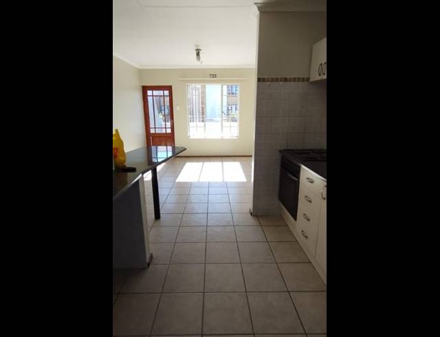 2 BEDROOM PROPERTY TO RENT IN BRENTWOOD
